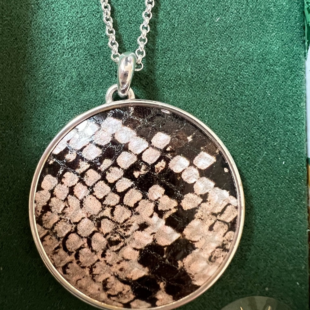 NIB Lucky Brand Reptile Necklace